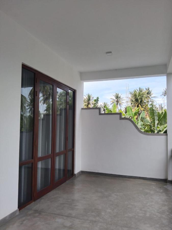 Beach Inns Holiday Resort - Celeste Matara Bagian luar foto