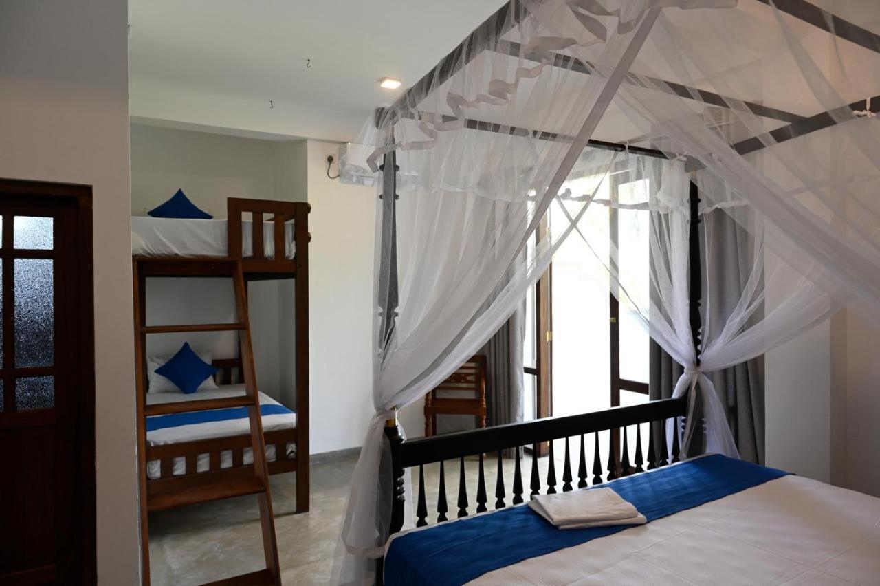 Beach Inns Holiday Resort - Celeste Matara Bagian luar foto
